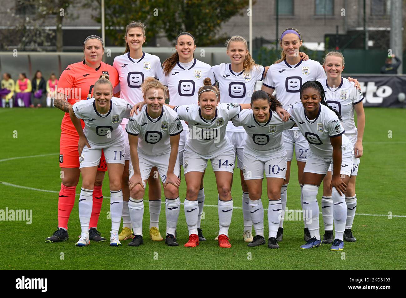 Players of Anderlecht with Justin Odeurs , Marie Minnaert , Silke Vanwynsberghe , Lore Jacobs , Alexis Thornton , Silke Speeckaert , Sarah Wijnants , Charlotte Tison , Laura Deloose , Stefania Vatafu and Esther Buabadi pictured posing for the teampicture during a female soccer game between AA Gent Ladies and RSC Anderlecht on the 10th matchday of the 2022 - 2023 season of Belgian Lotto Womens Super League , Saturday 15 October 2022  in Oostakker , Belgium . PHOTO SPORTPIX | DAVID CATRY Stock Photo