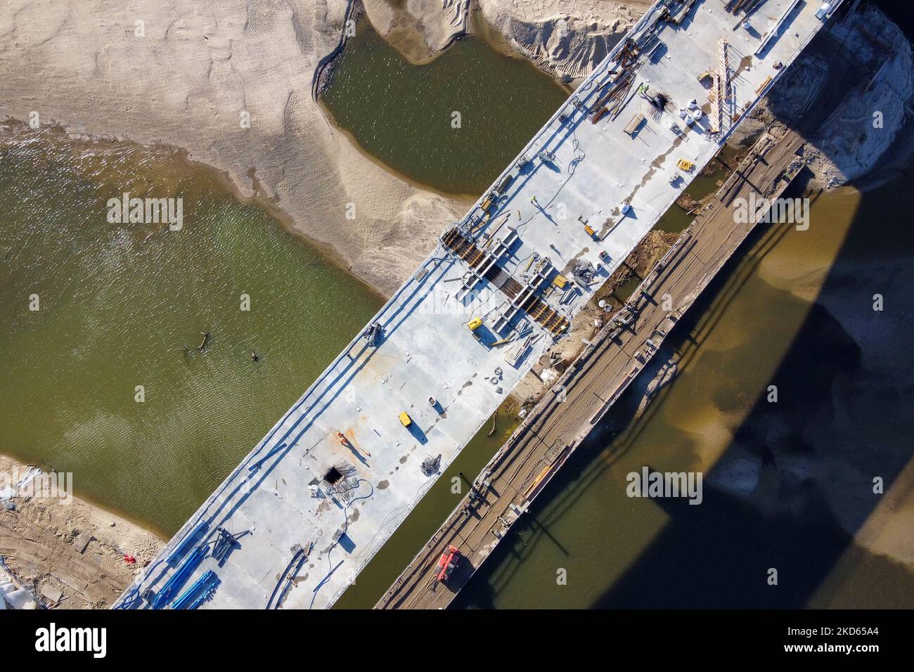 A drone view of Anna Jagiellon (South) Bridge construction, in Warsaw, Poland on February 5, 2020 (Photo by Mateusz Wlodarczyk/NurPhoto) Stock Photo