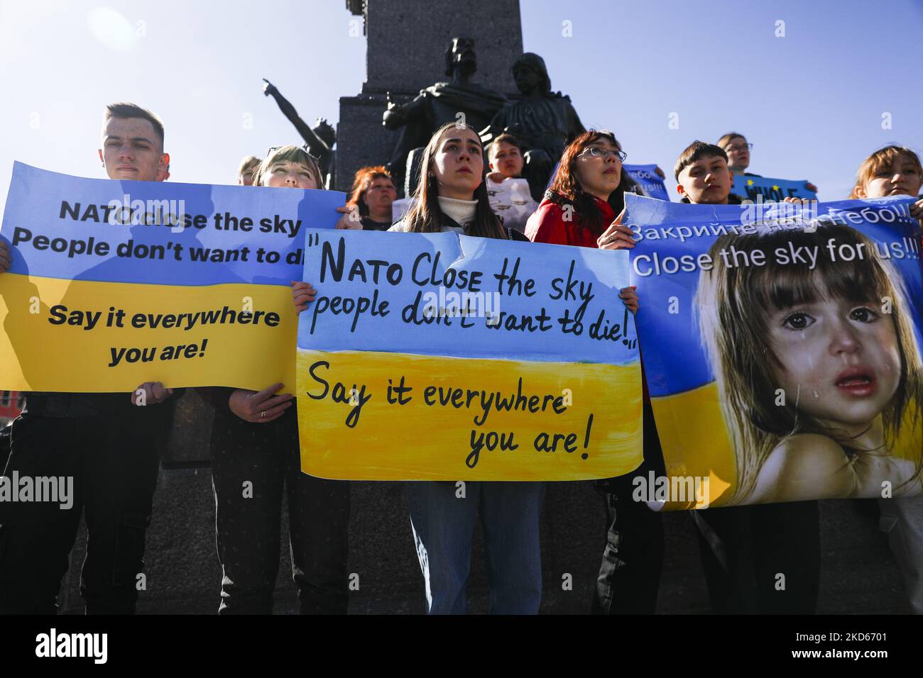 Ukrainian citizens and supporters attend a demonstration of solidarity with Ukraine demanding NATO to close the sky for Russian planes over the territory of Ukraine following Russian invasion. Krakow, Poland on March 27, 2022. (Photo by Beata Zawrzel/NurPhoto) Stock Photo
