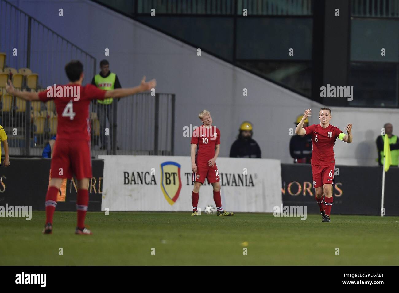 Mathias Kjolo and Harald Tangen in action during the international friendly match between Romania U20 and Norway U20 at Stadionul Ilie Oana on March 24, 2022 in Ploiesti, Romania. (Photo by Alex Nicodim/NurPhoto) Stock Photo