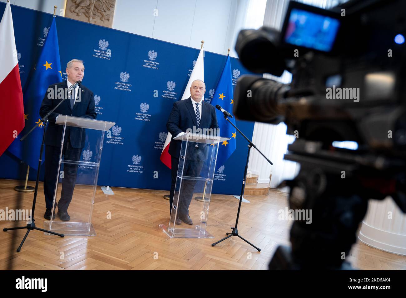 Polish Minister of Agriculture Henryk Kowalczyk and Minister for State Assets Jacek Sasin during a joint press conference on state-owned Food Holding Company in Warsaw, Poland on March 29, 2022 (Photo by Mateusz Wlodarczyk/NurPhoto) Stock Photo