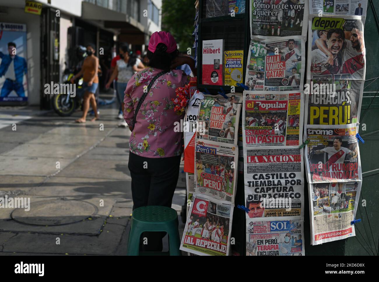 Front pages of Peru national and regional newspapers seen in Lima's city center. On Wednesday, March 30, 2022, in Lima, Peru. (Photo by Artur Widak/NurPhoto) Stock Photo