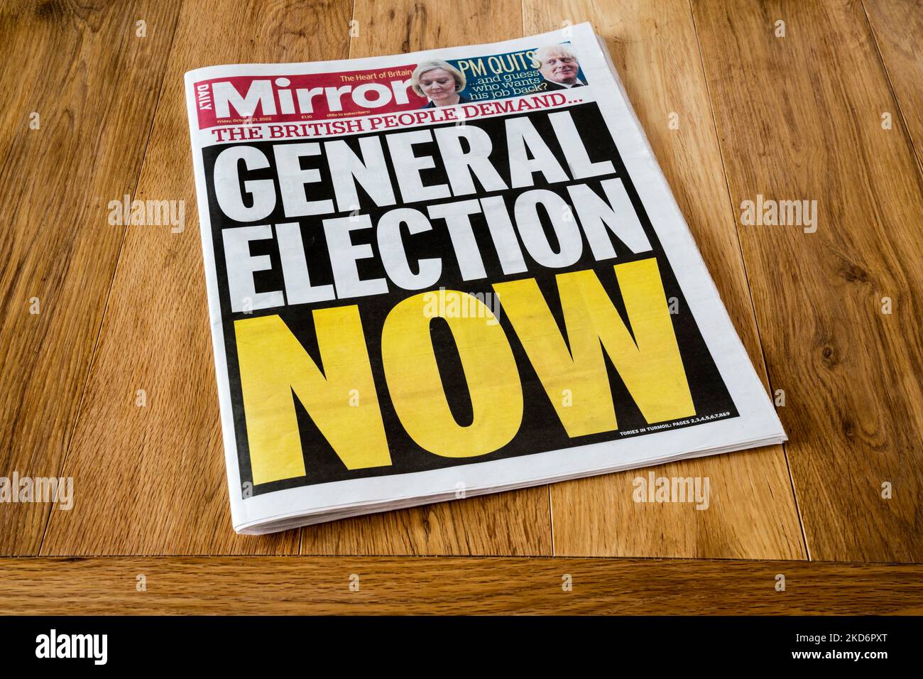 21 October 2022 headline on front page of Daily Mirror reads The British People Demand ... General Election Now. Stock Photo