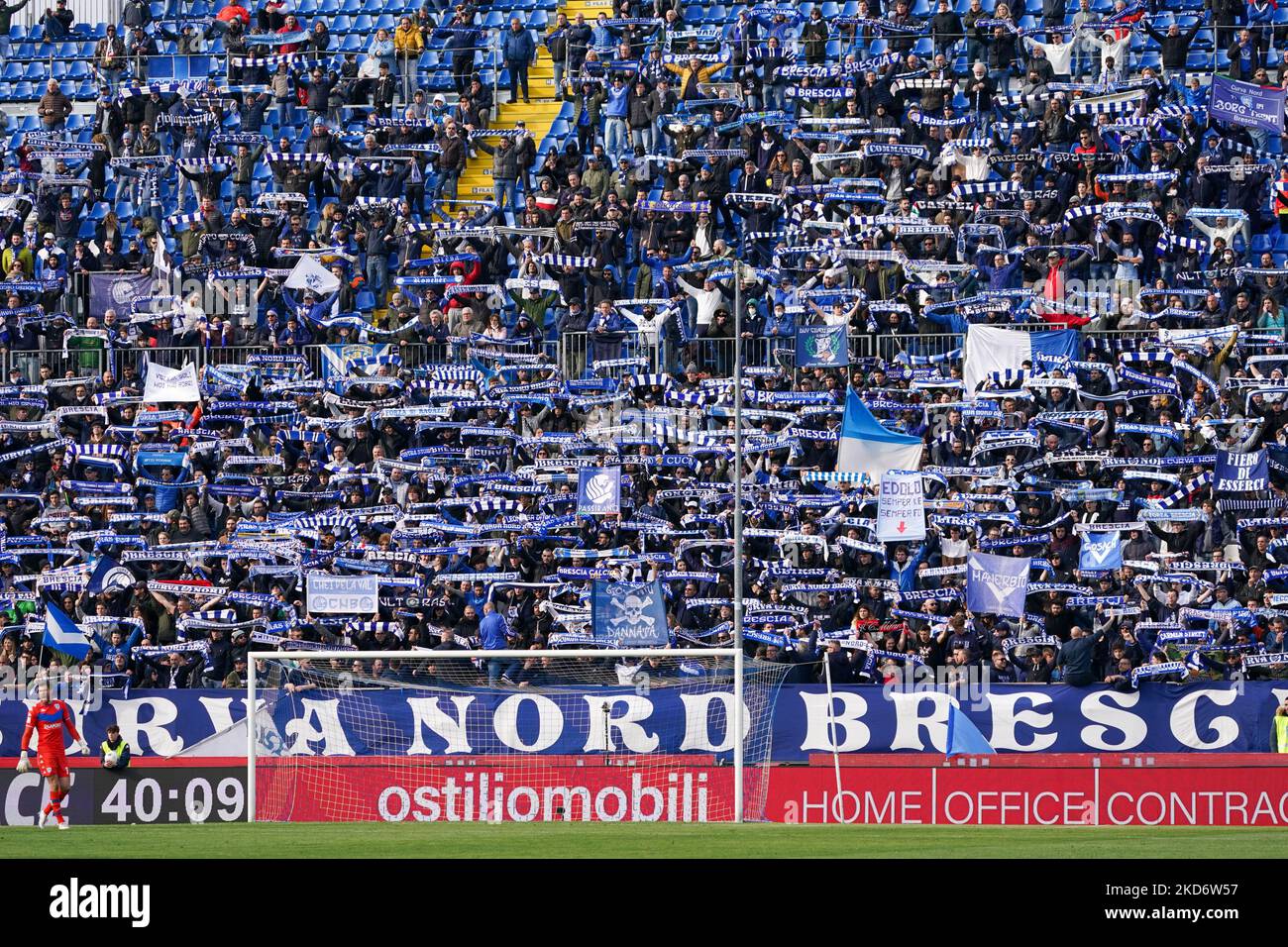 Brescia Calcio Supporters during Brescia Calcio against L.R. Vicenza, Serie B, at Mario Rigamonti Stadium on April 3, 2022. (Photo by Alessio Morgese/NurPhoto) Stock Photo