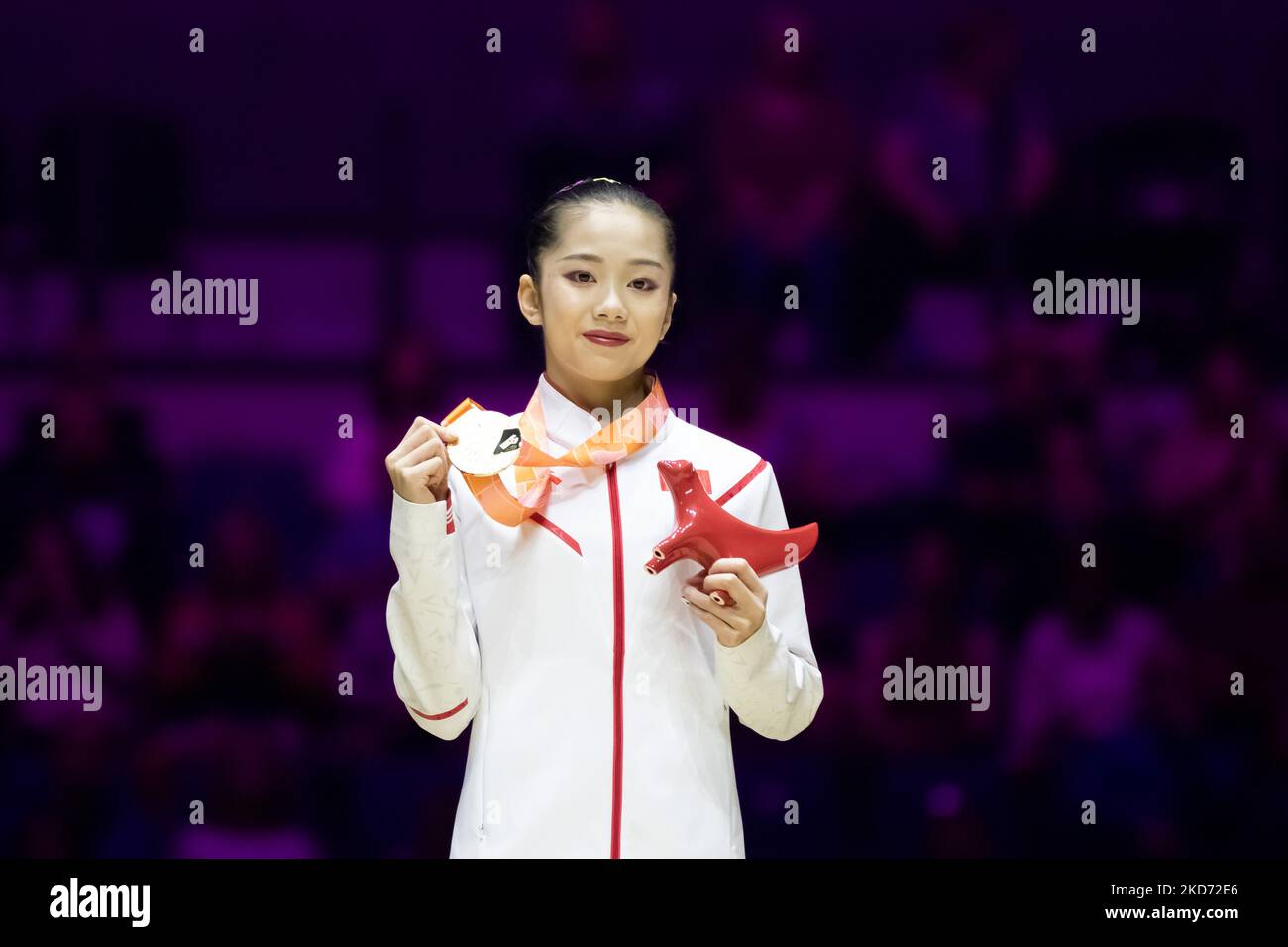 Liverpool, UK. 05th Nov, 2022. Liverpool, England, November 5th 2022 Xiaoyuan Wei (CHN) (Gold) during the Medal Ceremony of the Uneven Bars Apparatus Finals at the FIG World Gymnastics Championships at the M&S Bank Arena in Liverpool, England Dan O' Connor (Dan O' Connor/SPP) Credit: SPP Sport Press Photo. /Alamy Live News Stock Photo