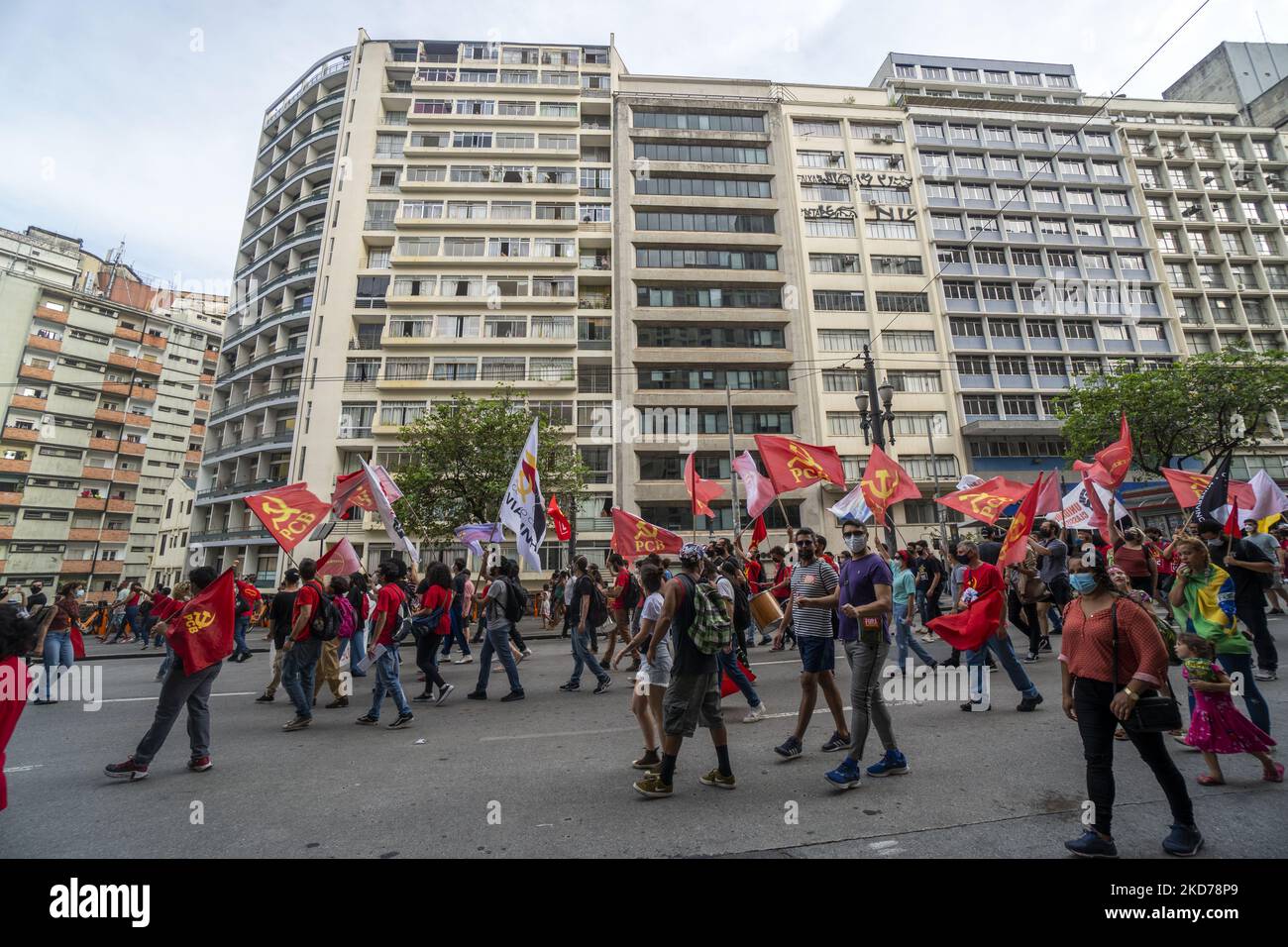 Members of opposition parties and social movements protest against Brazilian President Jair Bolsonaro's handling on unemployment and hike fuel prices, in downtown Sao Paulo, Brazil, on April 9, 2022. (Photo by Cris Faga/NurPhoto) Stock Photo