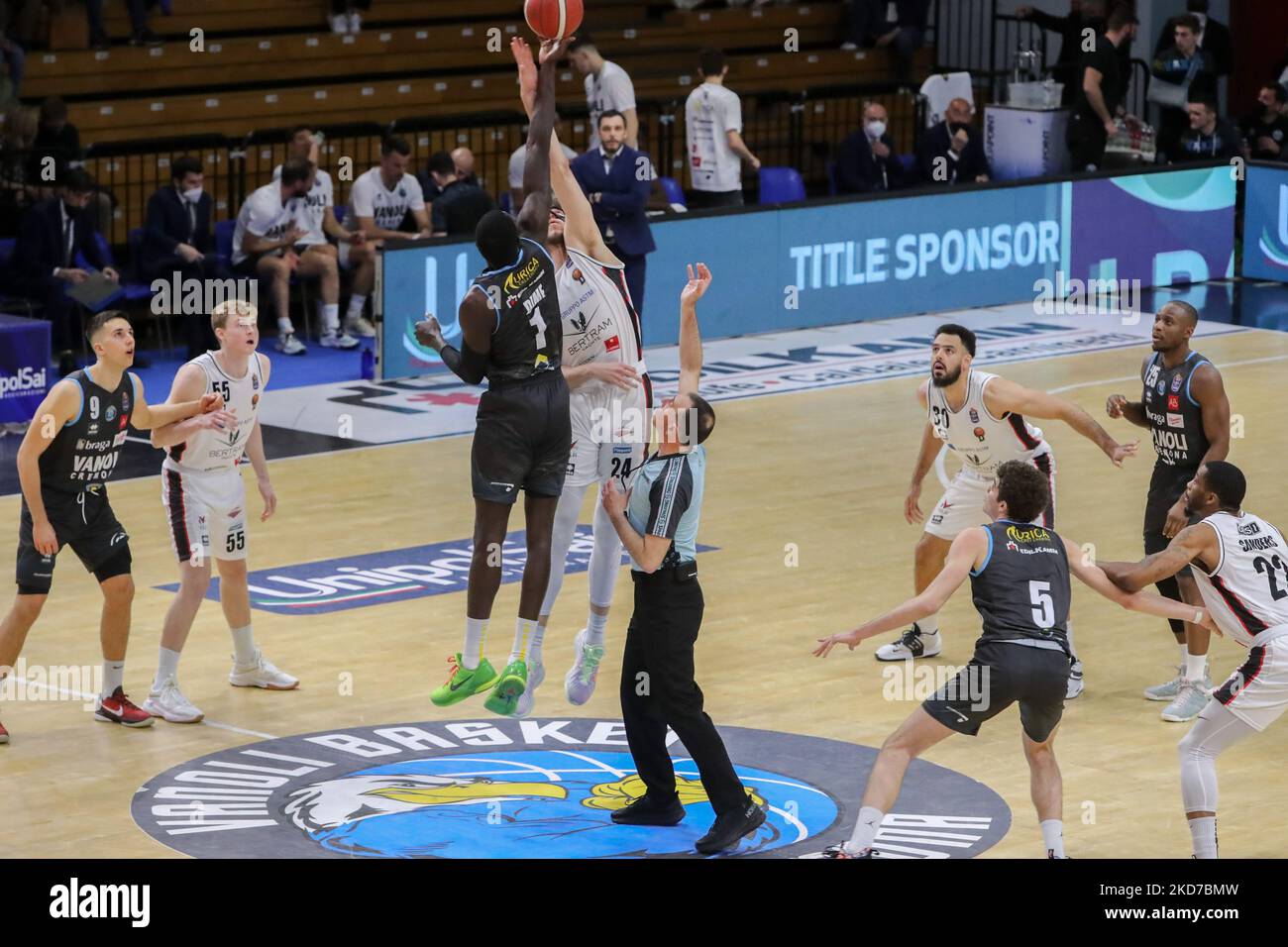 Vanoli Cremona v Basket Allianz Pallacanestro Trieste, A Serie