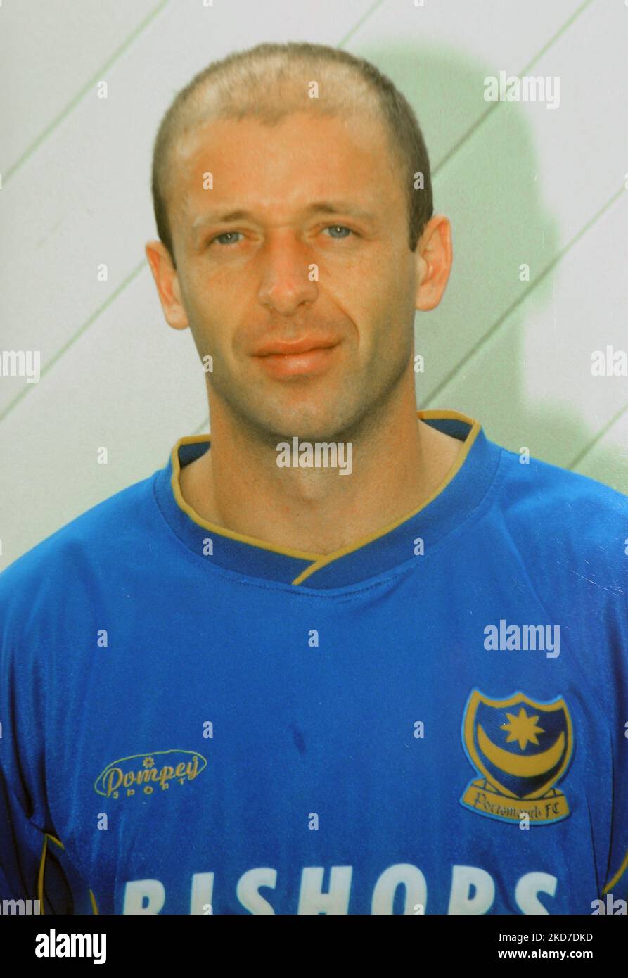Mike walker 2000 hi-res stock photography and images - Alamy