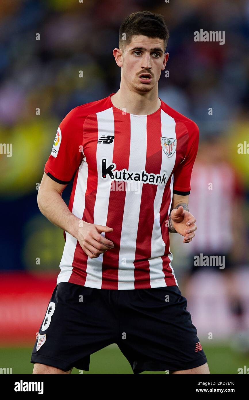 Oihan Sancet of Athletic Club looks on during the La Liga Santander