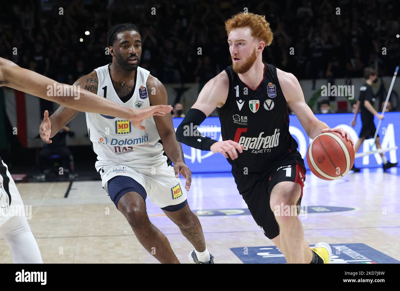 Niccolo' Mannion (Segafredo Virtus Bologna) (R) thwarted by Desonta Bradford (Dolomiti Energia Trento) during the series A1 italian LBA basketball championship match Segafredo Virtus Bologna Vs. Dolomiti Energia Trento at the Segafredo Arena - Bologna, April 13, 2022(Photo by Michele Nucci/LiveMedia/NurPhoto) Stock Photo