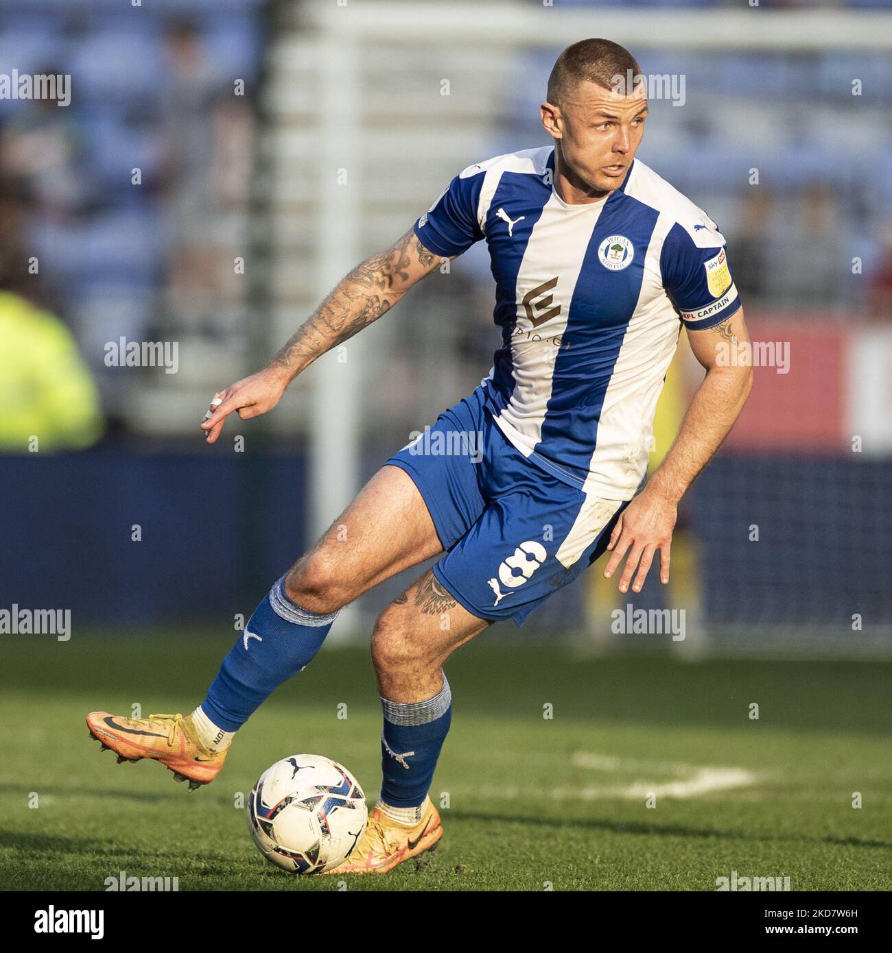 midfielder Max Power (8)of Wigan Athletic during the Sky Bet League 1 match between Wigan Athletic and Cambridge United at the DW Stadium, Wigan on Saturday 16th April 2022. (Photo by Mike Morese/MI News/NurPhoto) Stock Photo