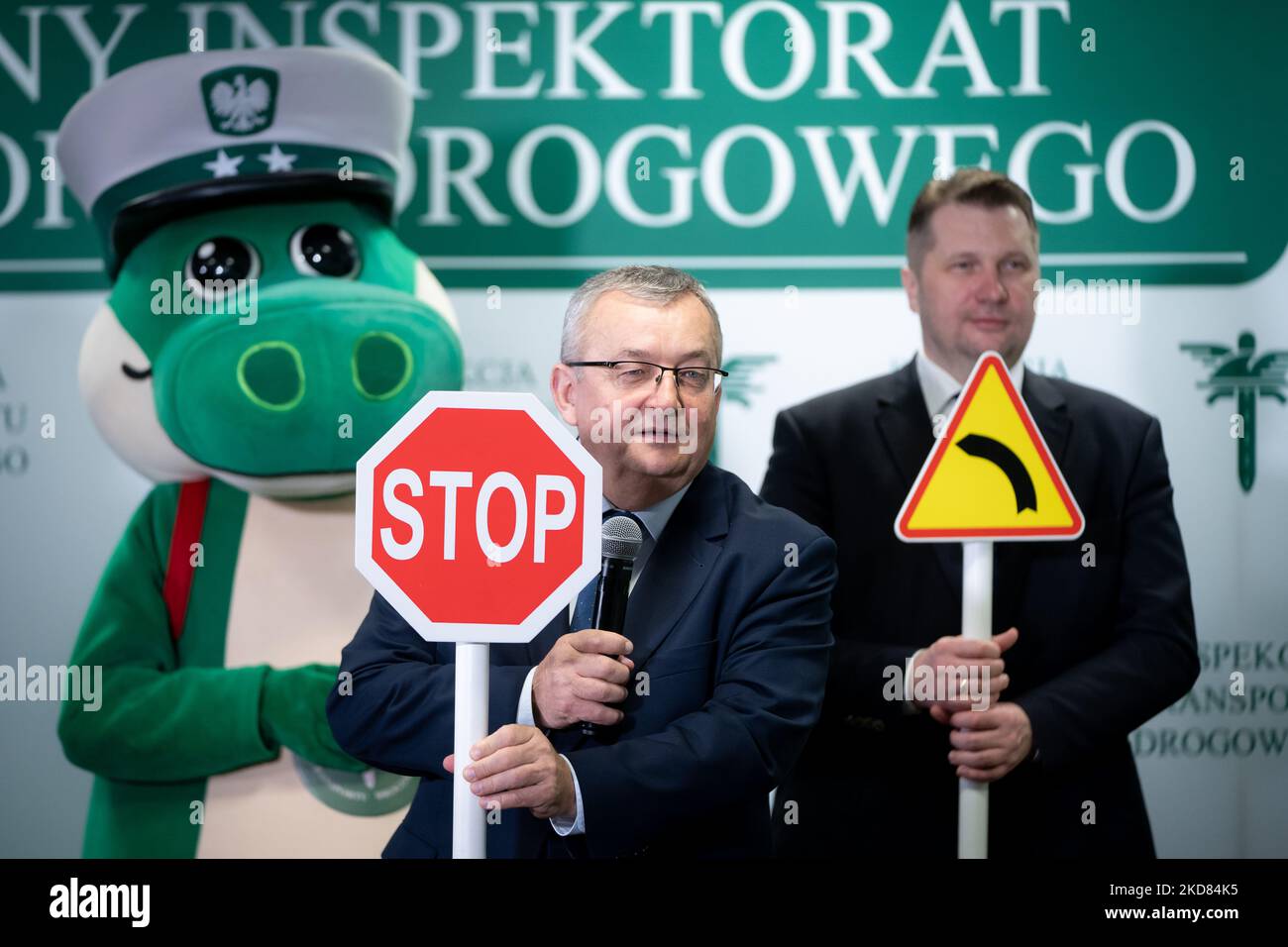 Polish minister of infrastructure Andrzej Adamczyk and minister of education Przemyslaw Czarnek during the online educational meeting on the basic principles of road safety for children from Ukraine in Warsaw, Poland on April 21, 2022 (Photo by Mateusz Wlodarczyk/NurPhoto) Stock Photo