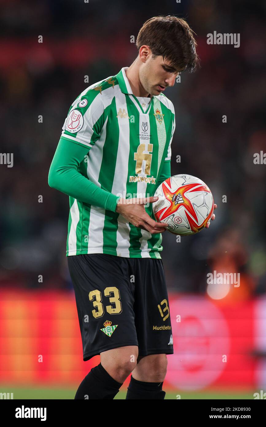 Juan Miranda of Real Betis in action during the Copa del Rey final match between Real Betis and Valencia CF at Estadio La Cartuja on April 23, 2022 in Seville, Spain. (Photo by Jose Luis Contreras/DAX Images/NurPhoto) Stock Photo