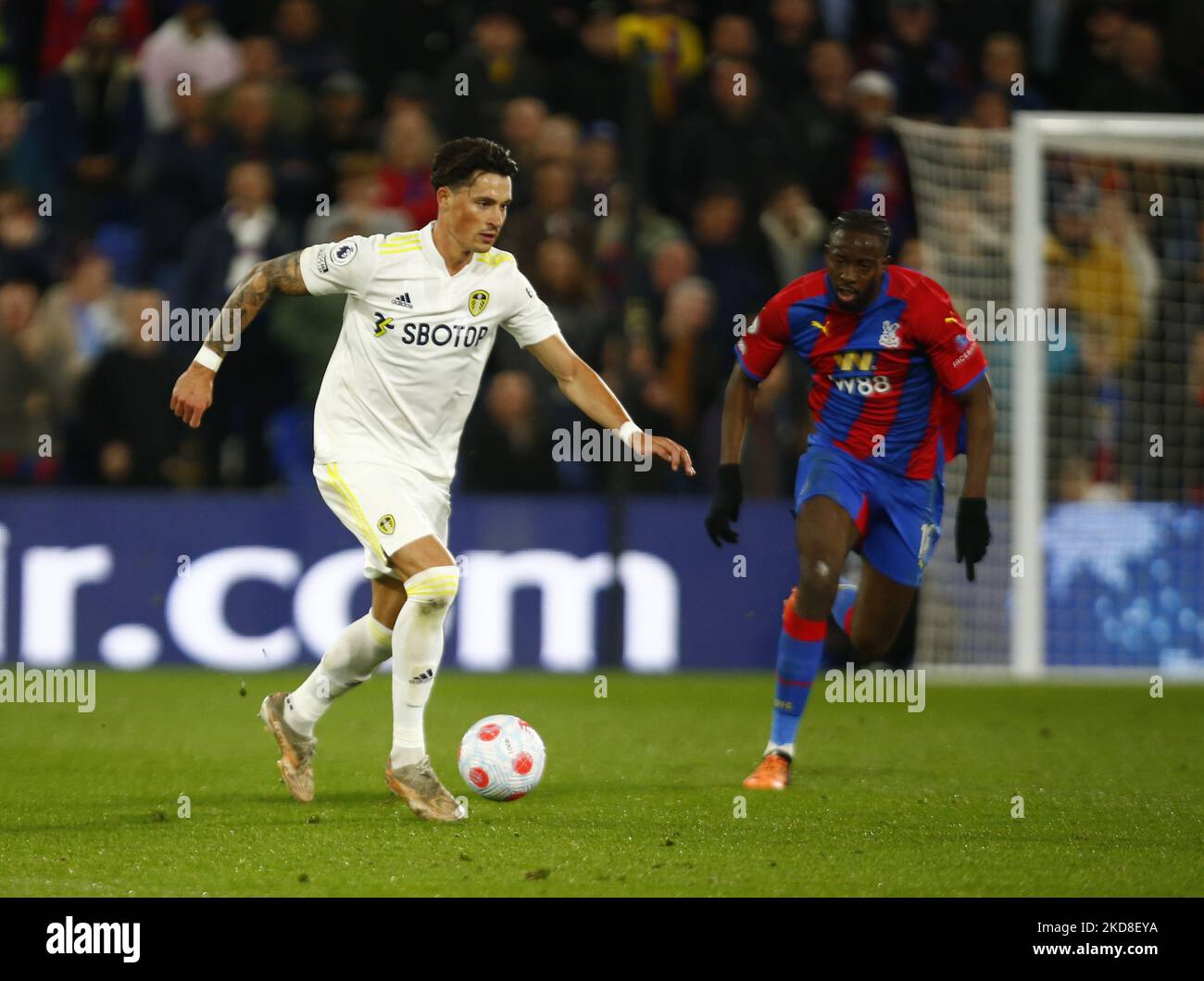  Robin Koch of Leeds United during Premier League between Crystal