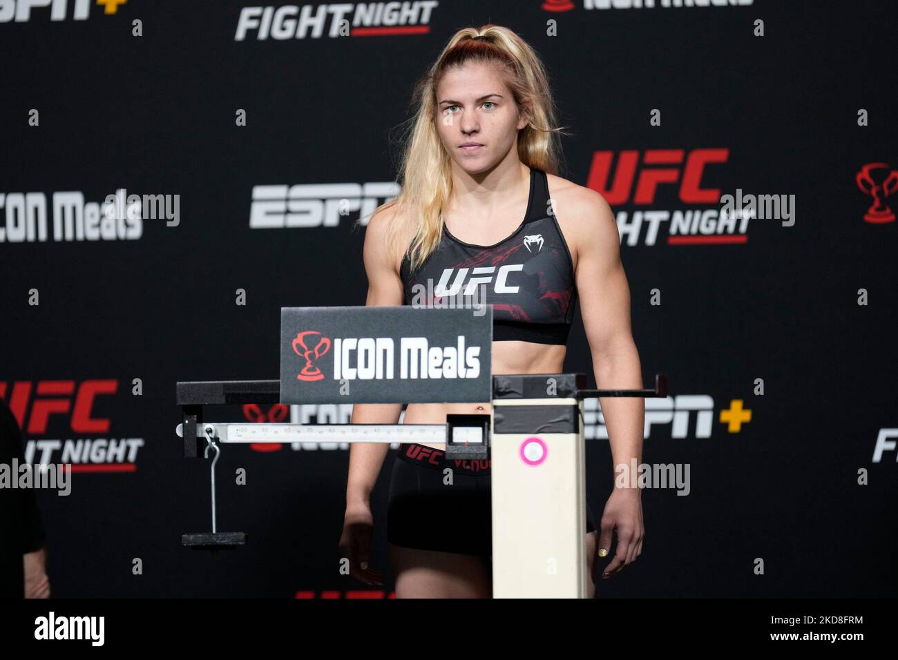 LAS VEGAS, NV - NOVEMBER 4: Miranda Maverick steps on the scale for the official weigh-ins at UFC Apex for UFC Fight Night - Vegas 64 - Rodriguez vs Lemos - Weigh-ins on November 4, 2022 in Las Vegas, NV, United States. (Photo by Louis Grasse/PxImages) Stock Photo