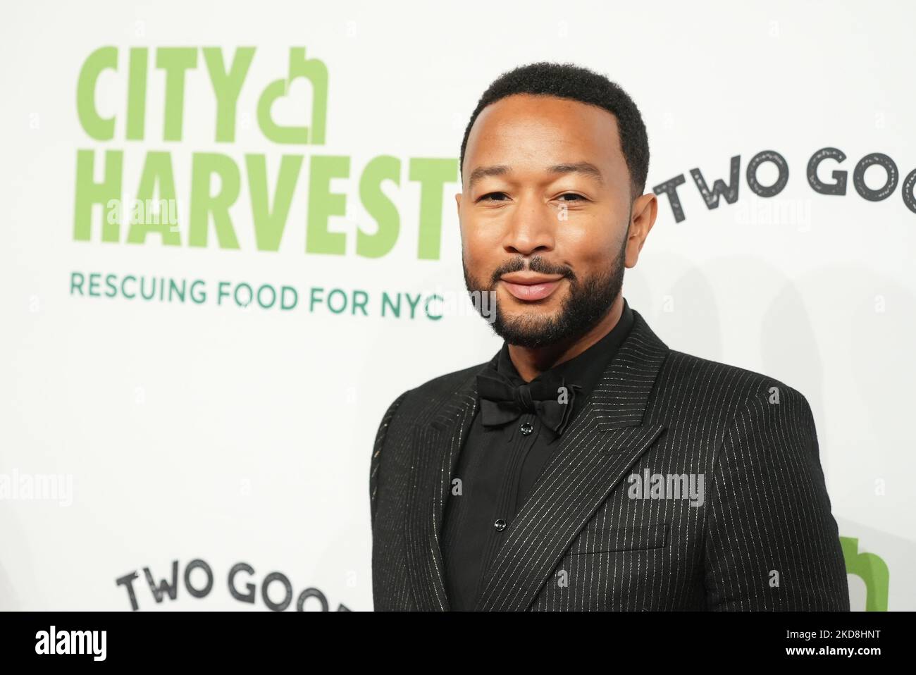 NEW YORK, NEW YORK APRIL 26 John Legend attends the City Harvest