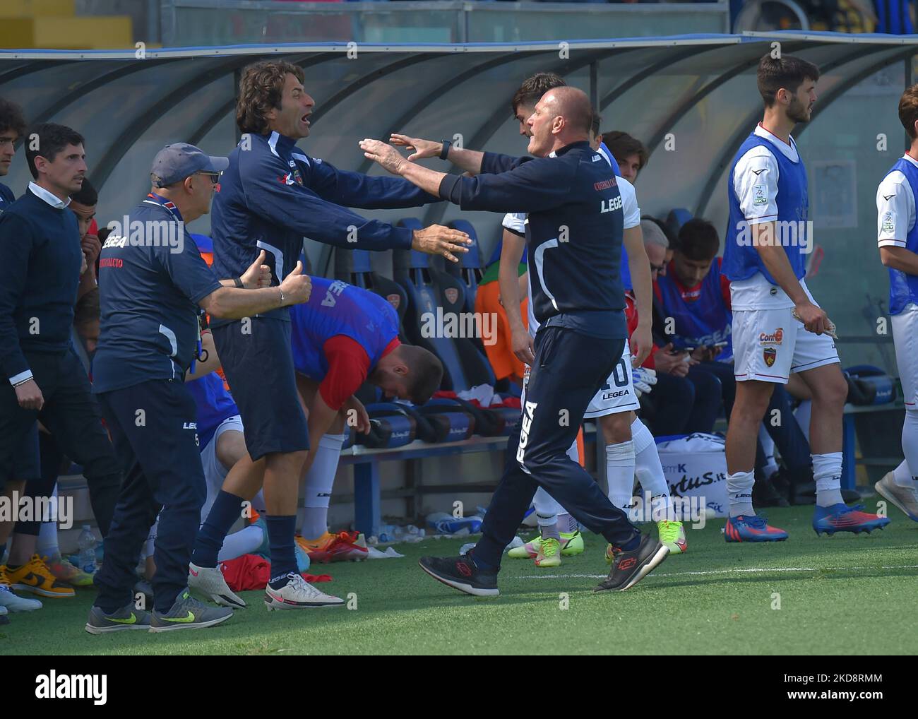 Daniele Liotti (Cosenza) after the goal of 1-1 during AC Pisa vs Cosenza  Calcio, Italian soccer Serie B match in Pisa, Italy, April 30 2022 Stock  Photo - Alamy