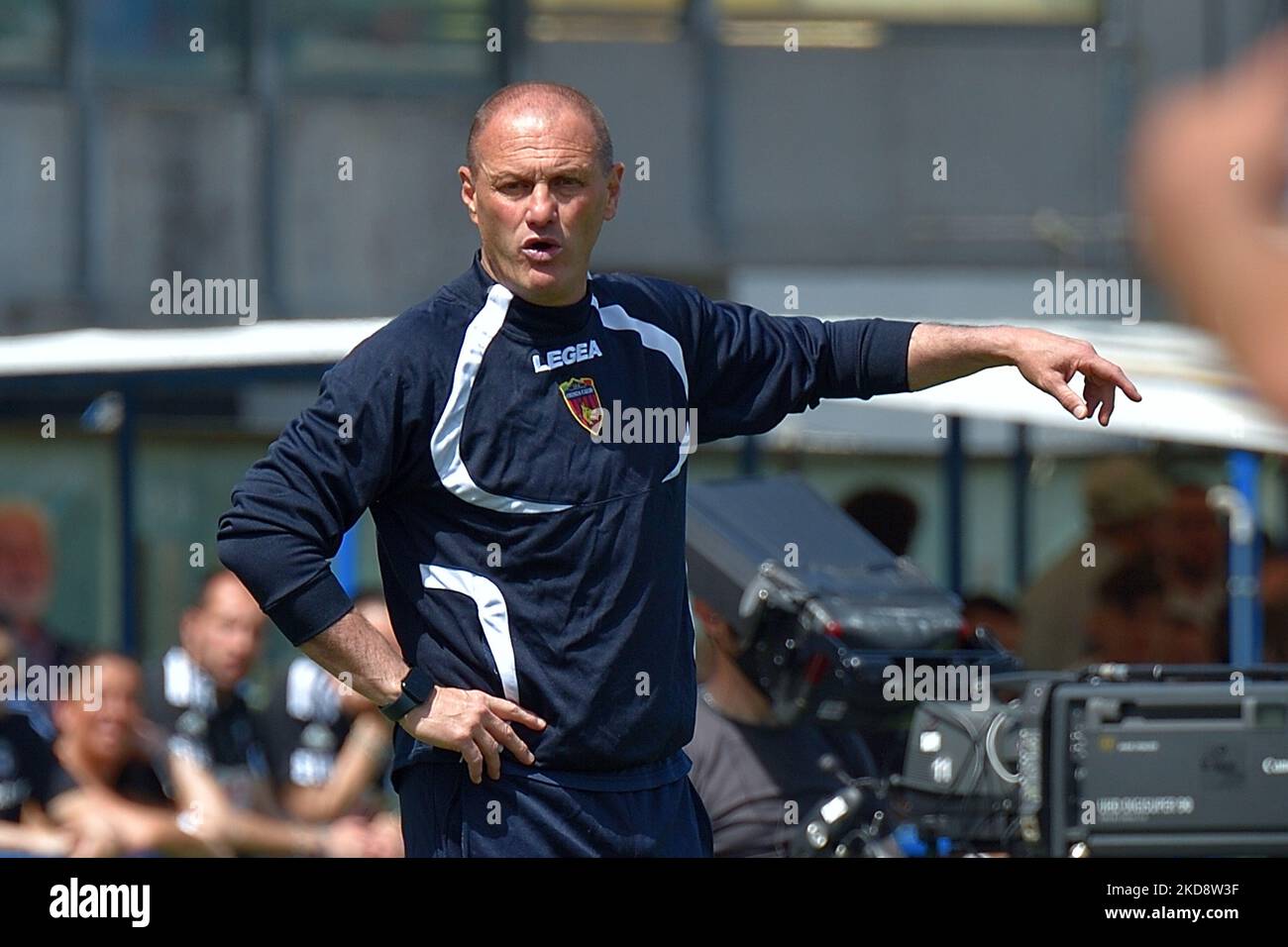 The referee Gianluca Aureliano during the Italian soccer Serie B match AC  Pisa vs AS Cittadella on March 20, 2022 at the Arena Garibaldi in Pisa,  Italy (Photo by Gabriele Masotti/LiveMedia/NurPhoto Stock