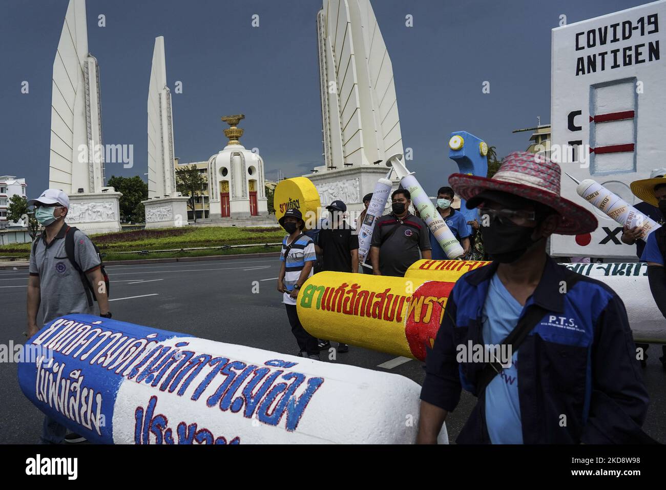 Thai and migrant workers rights groups and state enterprise unions ...