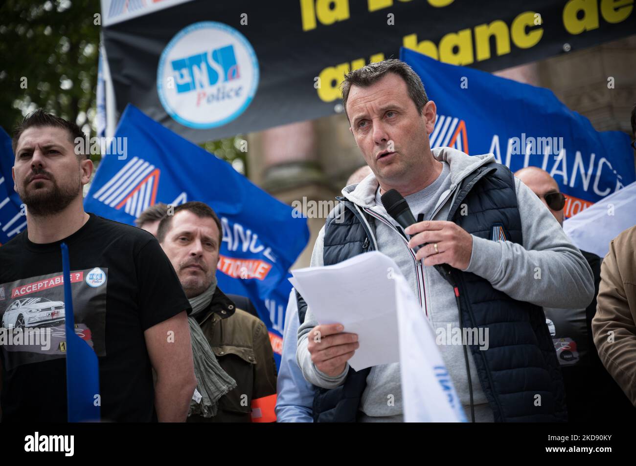 Fabien Vanhemelryck, secretary general of the Alliance Police Nationale union, speaks at a police demonstration in Paris on May 2, 2022 to protest against the indictment for "voluntary manslaughter" of the French police officer who killed two men who allegedly forced a checkpoint on the Pont-Neuf in Paris on April 24, 2022. The call for the rally was initiated by the Alliance Police Nationale union, which was joined by the Synergie officers' union and Unsa-Police. (Photo by Samuel Boivin/NurPhoto) Stock Photo