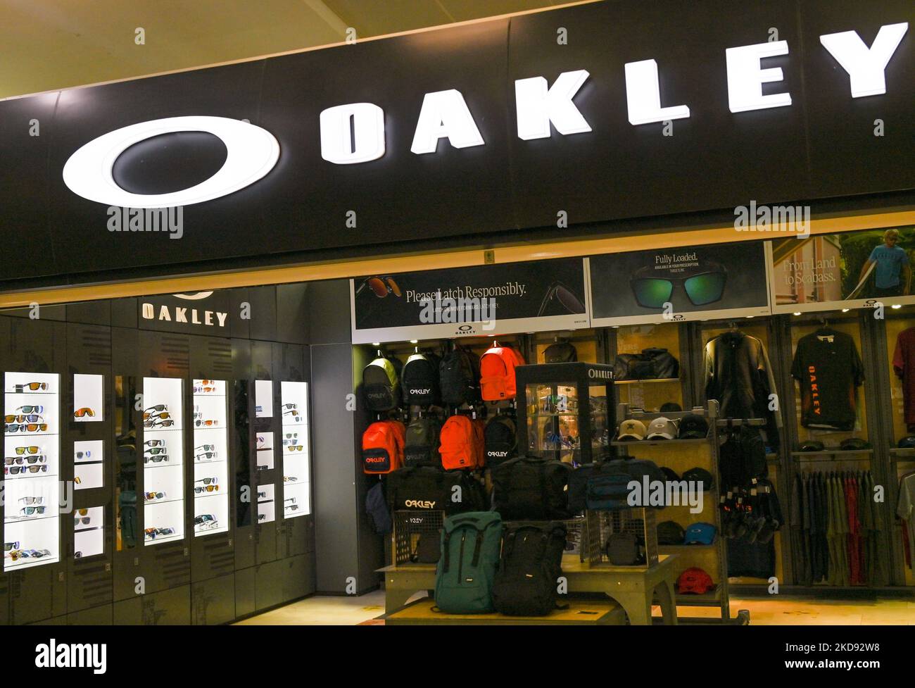 Oakley store at the Terminal 2 of Cancun International Airport. On Monday, 30 April 2022, in Cancun International Airport, Cancun, Quintana Roo, Mexico. (Photo by Artur Widak/NurPhoto) Stock Photo