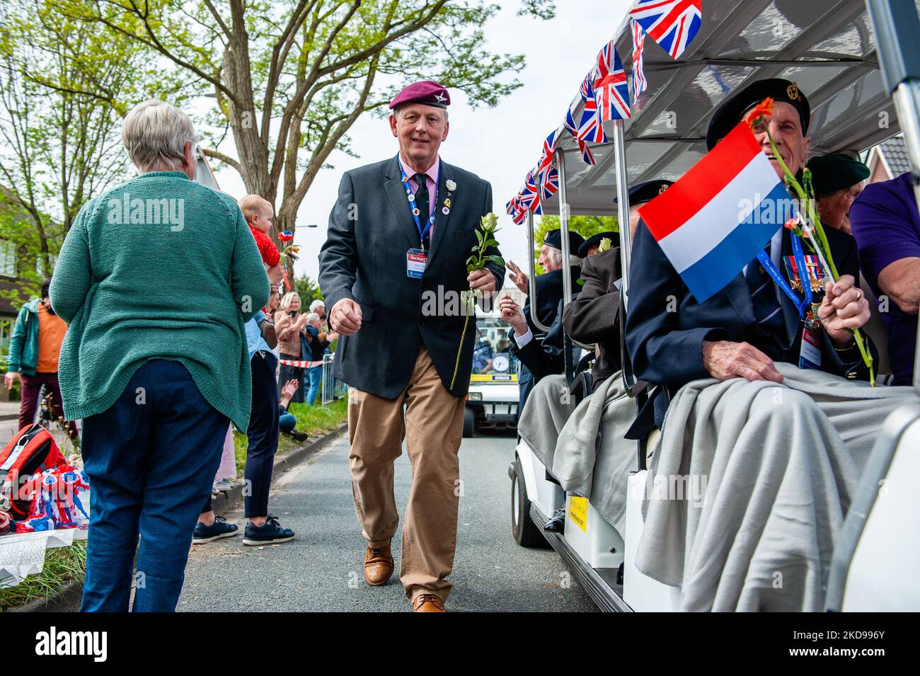 25 WWII British veterans were brought to Wageningen by the 'London Taxi Drivers' in their typical British black cabs to participate in the Liberation parade held again on May 5th, 2022. (Photo by Romy Arroyo Fernandez/NurPhoto) Stock Photo