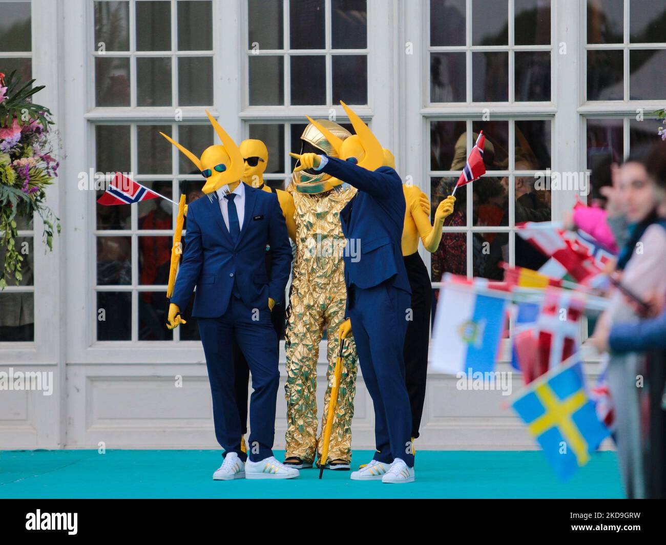 Subwoofer eurovision hires stock photography and images Alamy