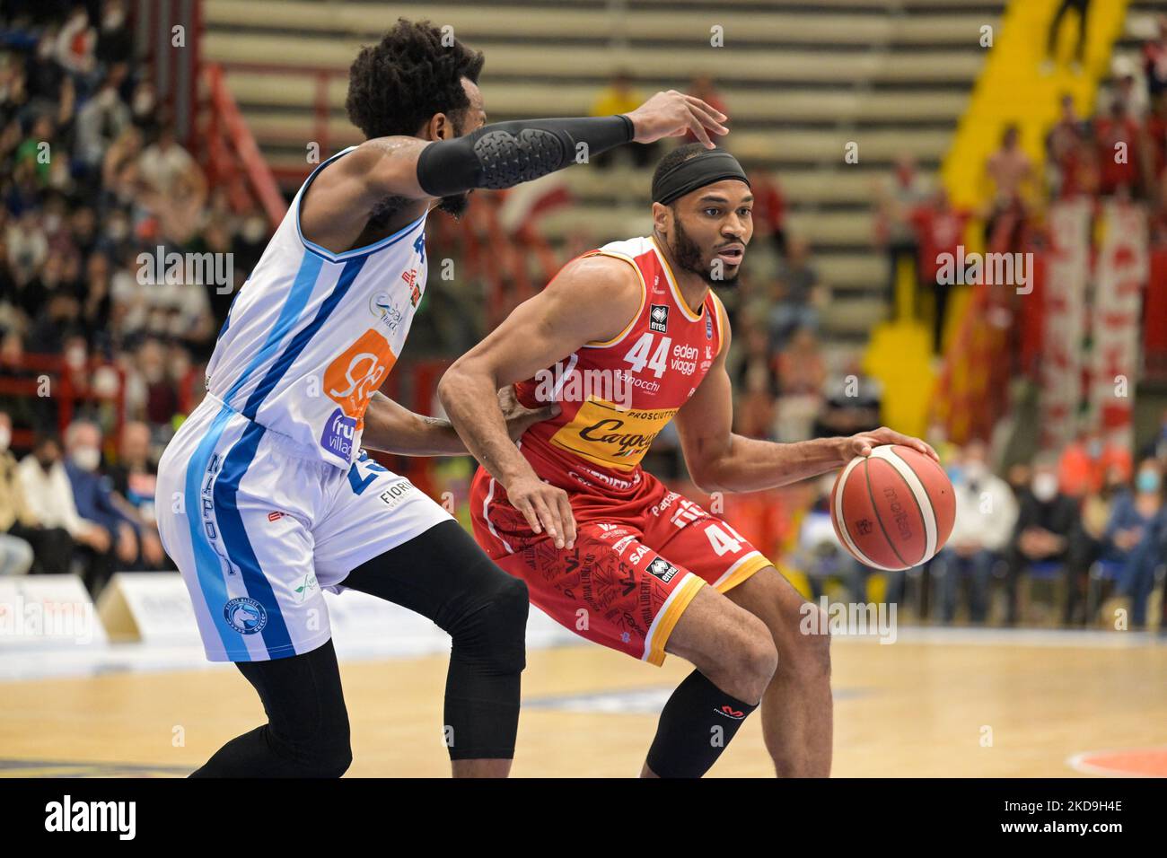 ULTIMA CHIAMATA per i possessori di VOUCHER ALPITOUR - EDEN VIAGGI ⏰  Spendilo entro il 30 APRILE ⏰ per usufruire dei VANTAGGI ESCLUSIVI VNR:, 👉  CONVERTI il tuo voucher del Gruppo Alpitour scegliendo ..., image size:1300x956