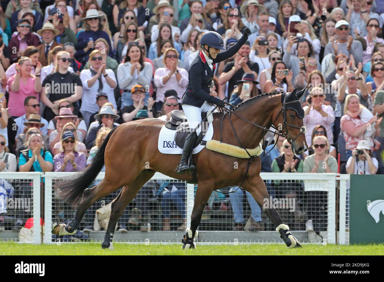 Laura Collett riding London 52 celebrates winning with a lap of honour