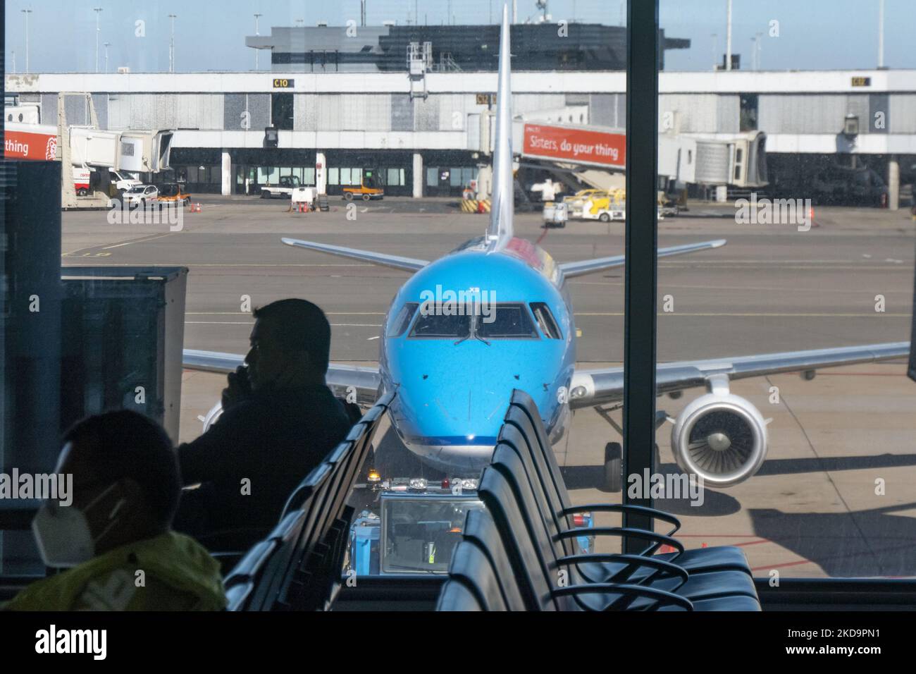 Airport show hires stock photography and images Alamy