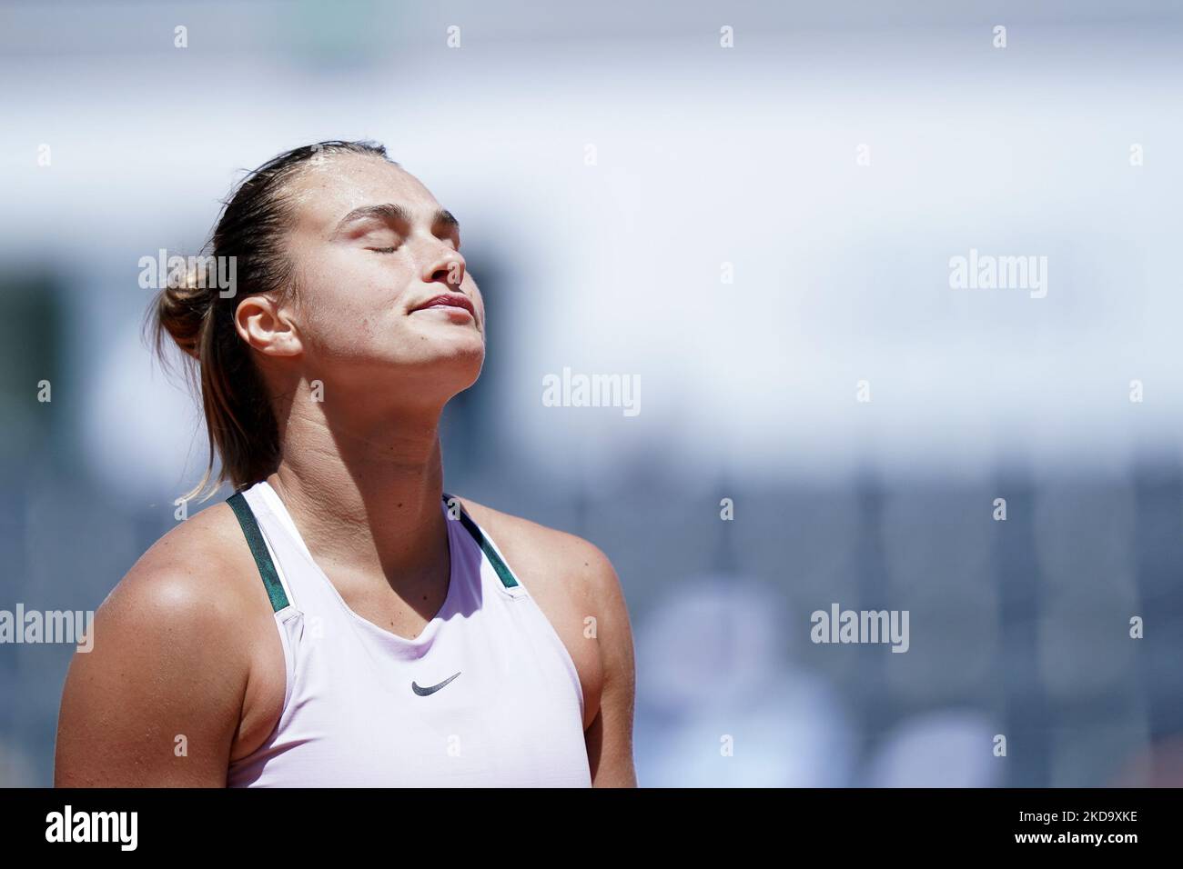 Aryna Sabalenka looks dejected during the Internazionali BNL D'Italia 2022 match between Iga Swiatek and Aryna Sabalenka - Day Seven on May 14, 2022 at Foro Italico in Rome, Italy. (Photo by Giuseppe Maffia/NurPhoto) Stock Photo