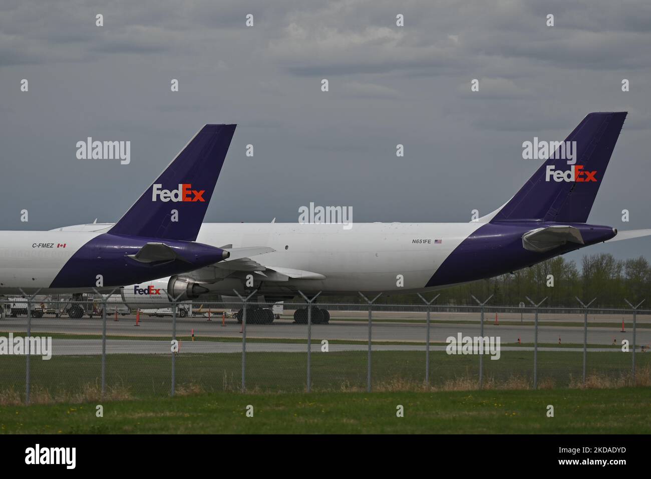 FedEx planes at Edmonton International Airport. On Wednesday, May 18, 2022, in Edmonton, Alberta, Canada. (Photo by Artur Widak/NurPhoto) Stock Photo