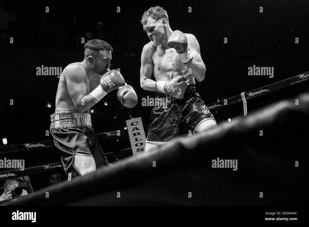 Matthew Rodriguez (Saginaw, MI) reaches 5-0-1 as a professional boxer, defeating Christian Aguirre (Salt Lake City, UT; now 8-9) at Motor City Casino on 13 May 2022. (Photo by Adam J. Dewey/NurPhoto) Stock Photo