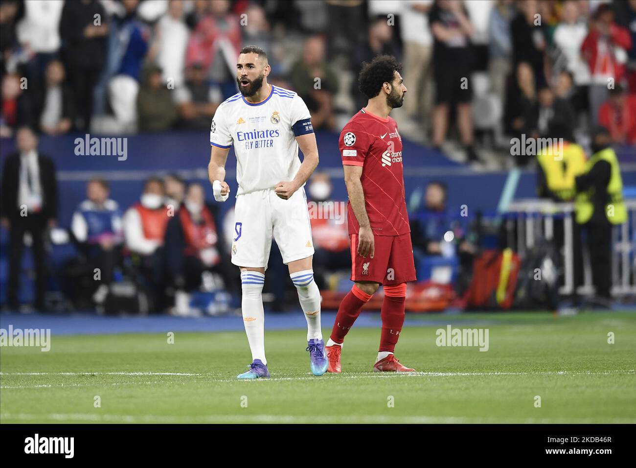 Karim Benzema of Real Madrid ,Mohamed Salah of Liverpool during the UEFA Champions League final match between Liverpool FC and Real Madrid at Stade de France on May 28, 2022 in Paris, France. (Photo by Jose Breton/Pics Action/NurPhoto) Stock Photo