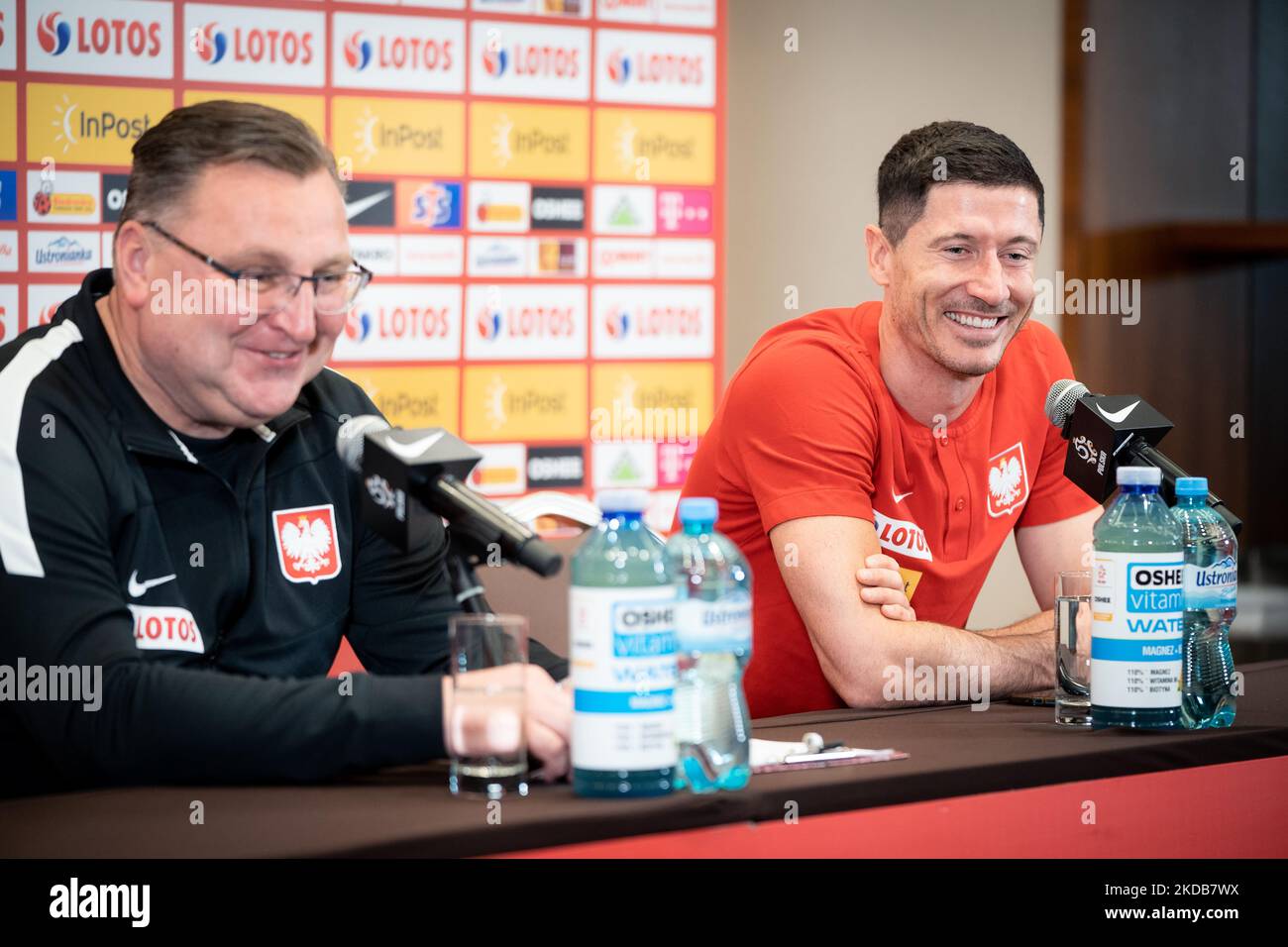 Czeslaw Michniewicz (Head coach of Poland Mens National Team) and Robert Lewandowski during the press conference of the Polish national football team, at DoubleTree by Hilton in Warsaw, Poland on May 30, 2022 (Photo by Mateusz Wlodarczyk/NurPhoto) Stock Photo