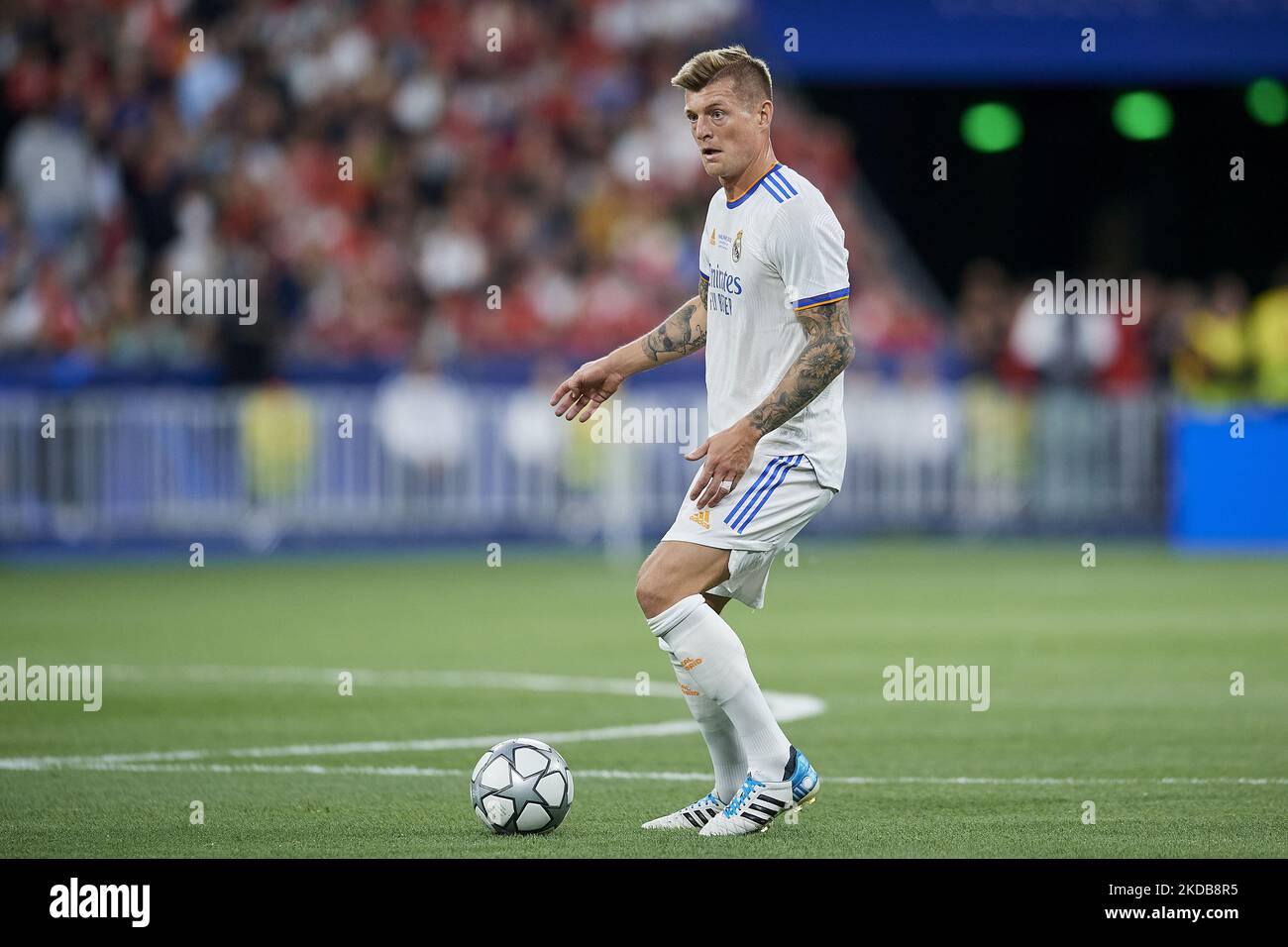 Toni Kroos of Real Madrid during the UEFA Champions League final match between Liverpool FC and Real Madrid at Stade de France on May 28, 2022 in Paris, France. (Photo by Jose Breton/Pics Action/NurPhoto) Stock Photo