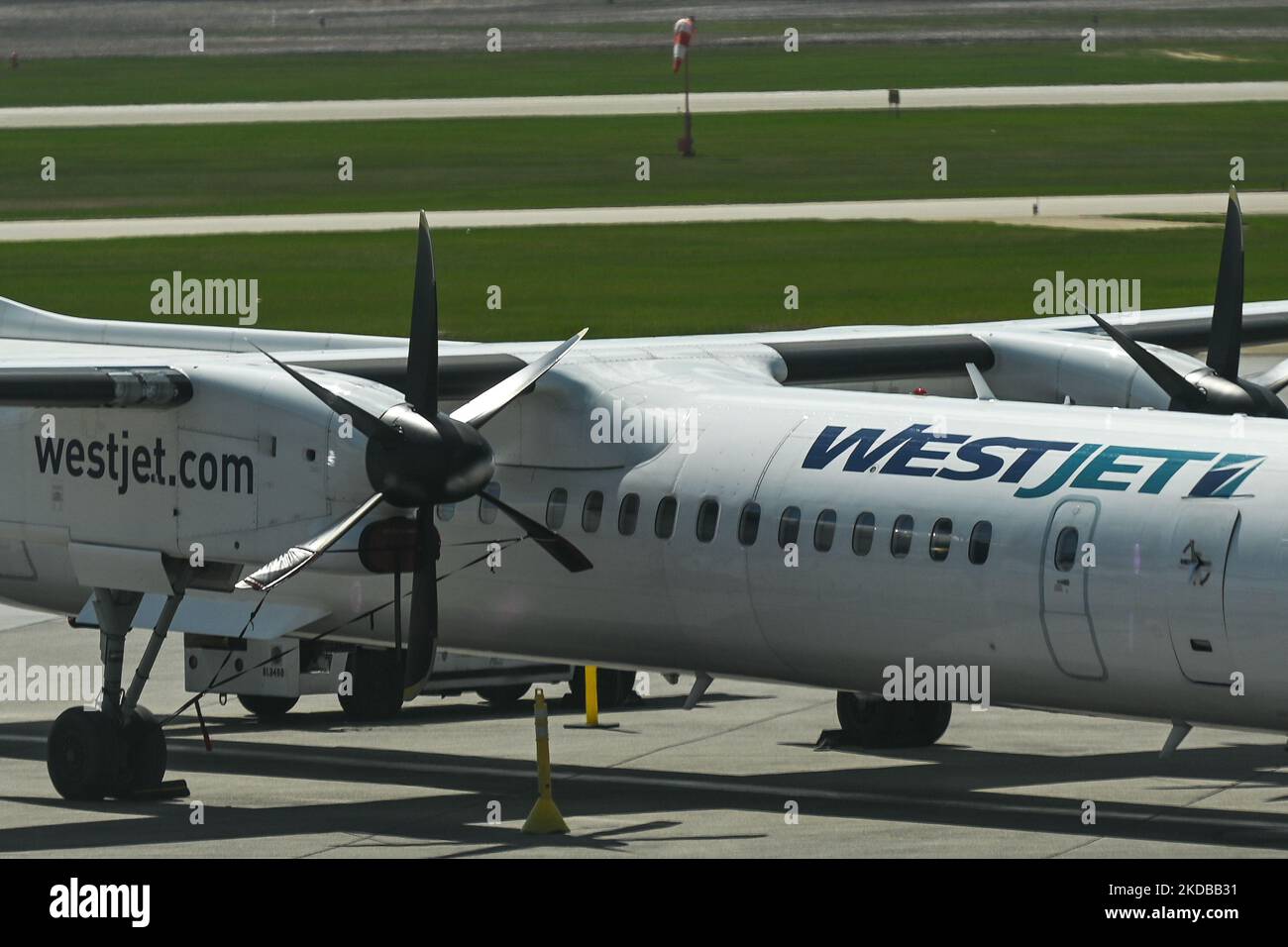 WestJet plane at Edmonton International Airport. On Sunday, May 22, 2022, in Edmonton International Airport, Edmonton, Alberta, Canada. (Photo by Artur Widak/NurPhoto) Stock Photo