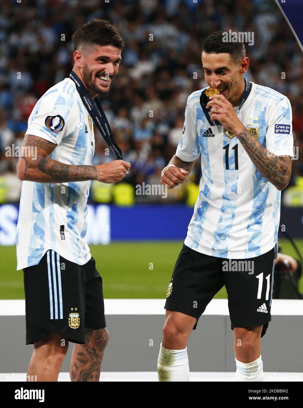 L-R Rodrigo De Paul of Argentina and Angel Di Maria of Argentina after Finalissima Conmebol - UEFA Cup of Champions between Italy and Argentina at Wembley Stadium , London, UK 01st June, 2022 (Photo by Action Foto Sport/NurPhoto) Stock Photo
