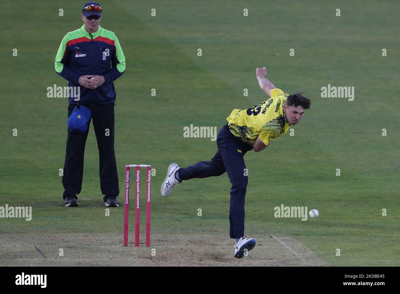 JUN 1st Durham's Paul Coughlin bowling during the Vitality T20 Blast match between Durham County Cricket Club and Worcestershire at the Seat Unique Riverside, Chester le Street on Wednesday 1st June 2022. (Photo by Mark Fletcher /MI News/NurPhoto) Stock Photo