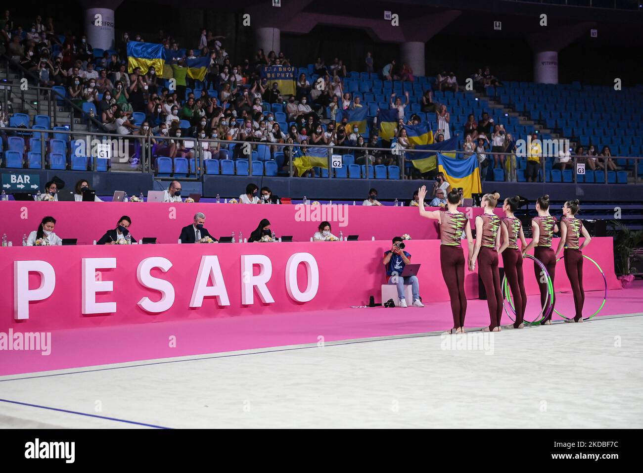 Ukr 5 hoops group team hires stock photography and images Alamy