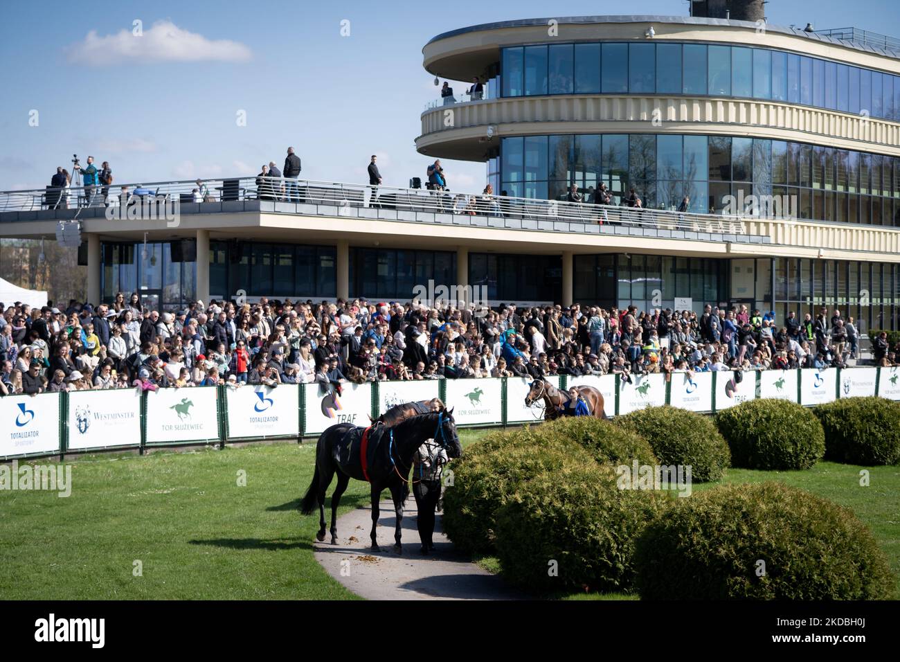 Sluzewiec horse racing track in Warsaw, Poland on April 24, 2022 (Photo by Mateusz Wlodarczyk/NurPhoto) Stock Photo