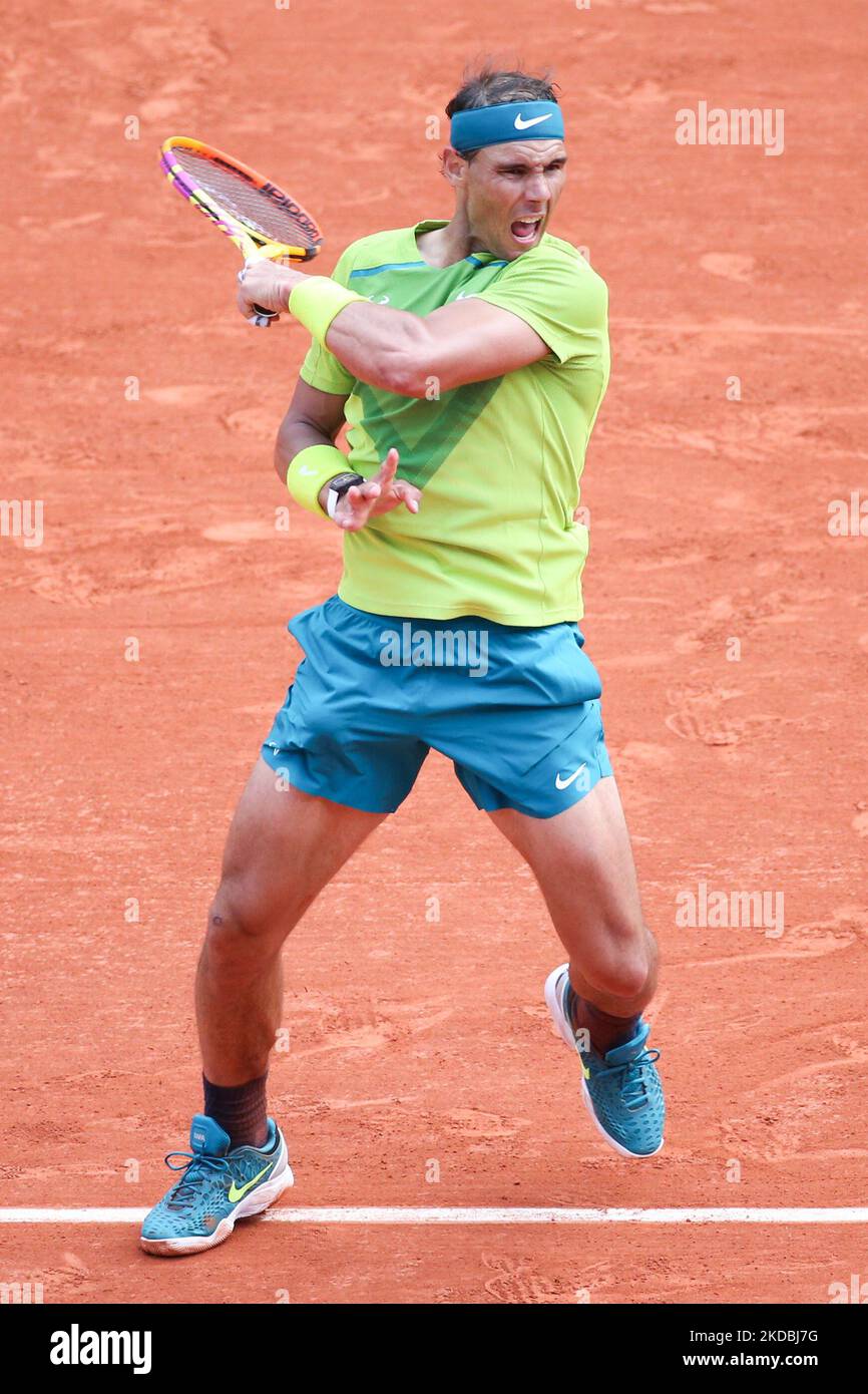 Spain's Rafael Nadal returns the ball to Norway's Casper Ruud during