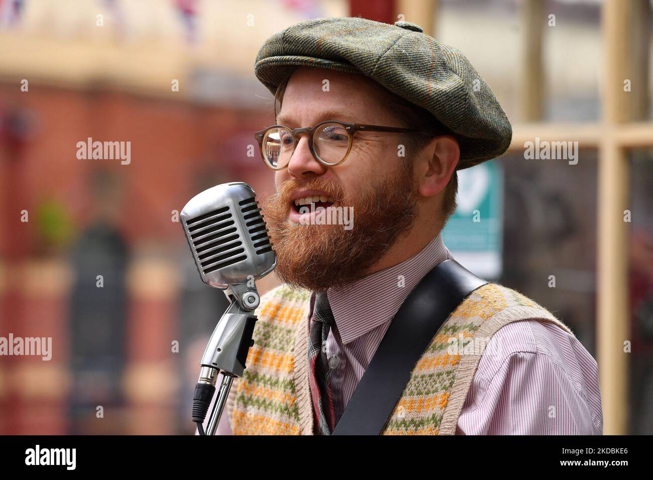 Entertainers The Washboard Resonators enjoy the weekend on the East