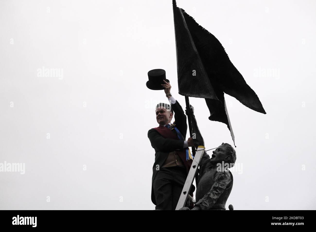 Hawick, UK. 09.Jun.2022. Hawick 2022, Greig Middlemass, climbs the Horse Memorial at the