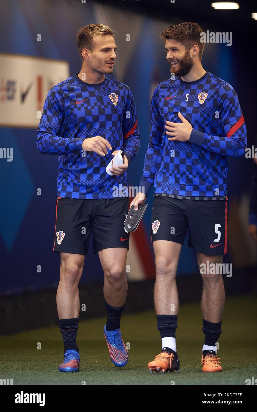 Marin Pongracic (Borussia Dortmund) and Duje Caleta-Car (Olympique Marseille) of Croatia during the UEFA Nations League League A Group 1 match between France and Croatia at Stade de France on June 13, 2022 in Paris, France. (Photo by Jose Breton/Pics Action/NurPhoto) Stock Photo