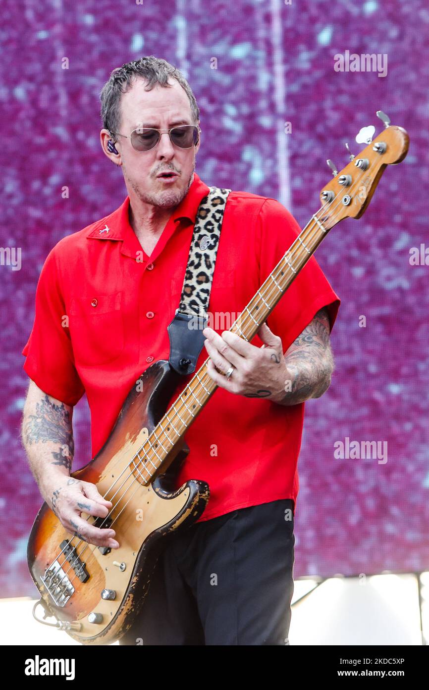 Scott Shriner of Weezer in concert at IDAYS Festival in Milano, Italy, on June 15 2022. (Photo by Mairo Cinquetti/NurPhoto) Stock Photo