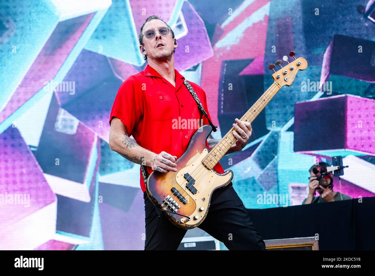 Scott Shriner of Weezer in concert at IDAYS Festival in Milano, Italy, on June 15 2022. (Photo by Mairo Cinquetti/NurPhoto) Stock Photo