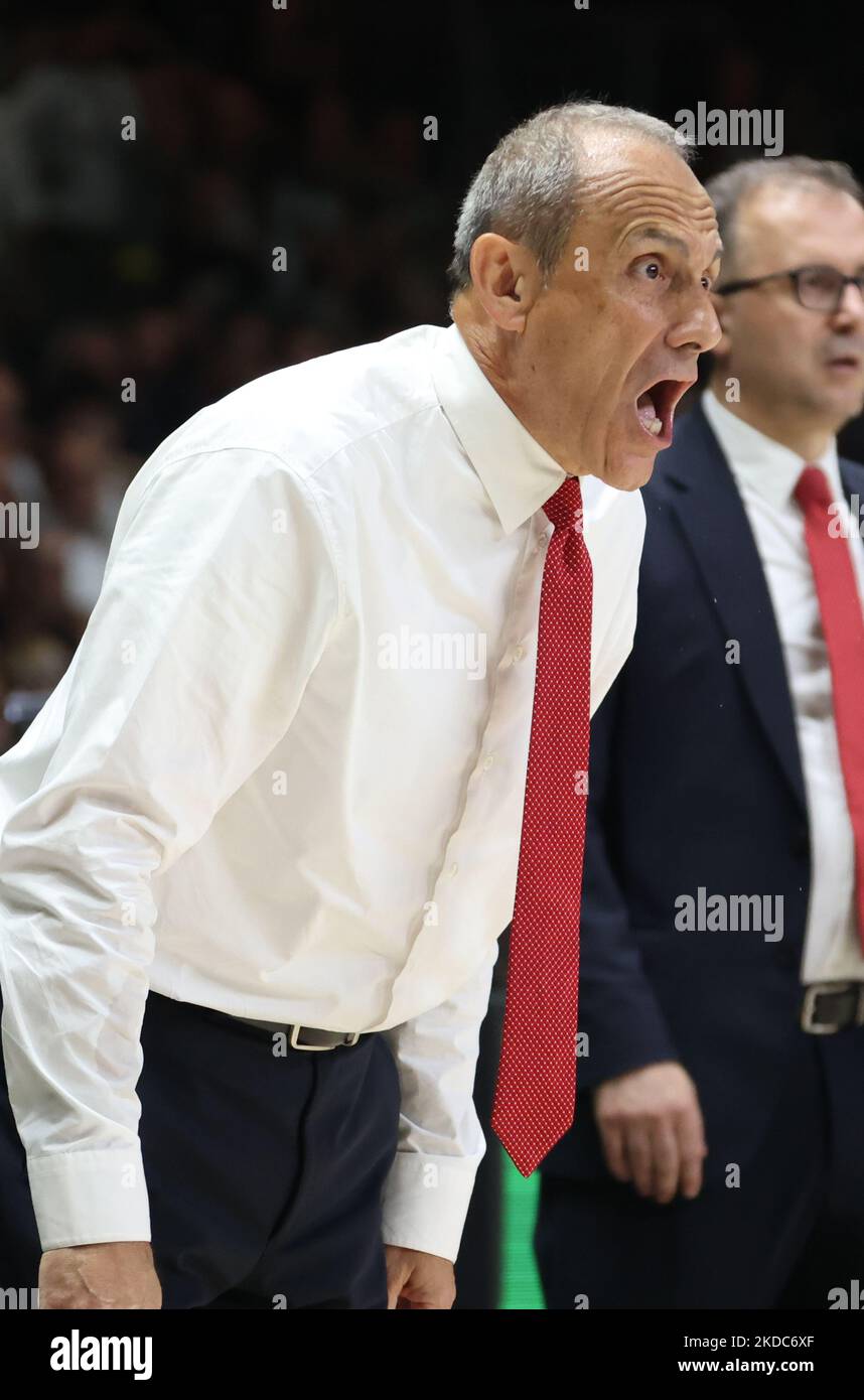 Coach armani olimpia milano ettore messina hi-res stock photography and  images - Page 4 - Alamy