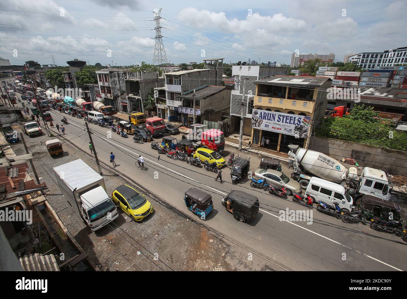 Sri lanka petrol station hi-res stock photography and images - Alamy