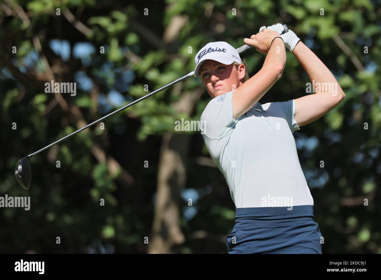 Janie Jackson of Huntsville, Alabama hits from the 4th tee during the first round of the Meijer LPGA Classic golf tournament at Blythefield Country Club in Belmont, MI, USA Thursday, June 16, 2022. (Photo by Amy Lemus/NurPhoto) Stock Photo